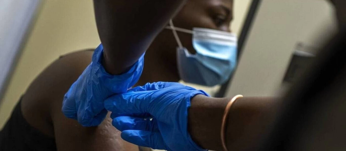 CDC: Παγκόσμια «ηθική καταστροφή» αν η Αφρική λάβει εμβόλια με καθυστέρηση